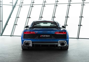 Audi R8 [SAMPLE]